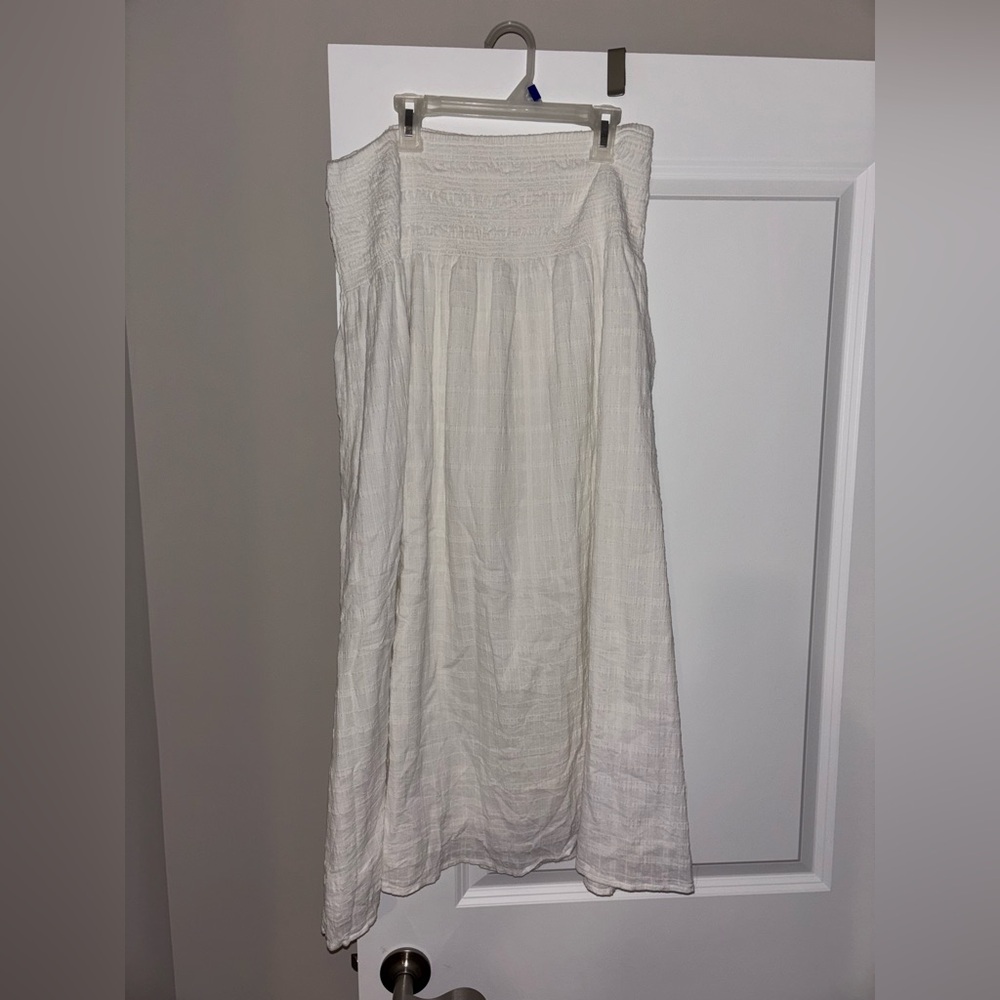 American Eagle Smocked Maxi Skirt - Picture 2 of 4